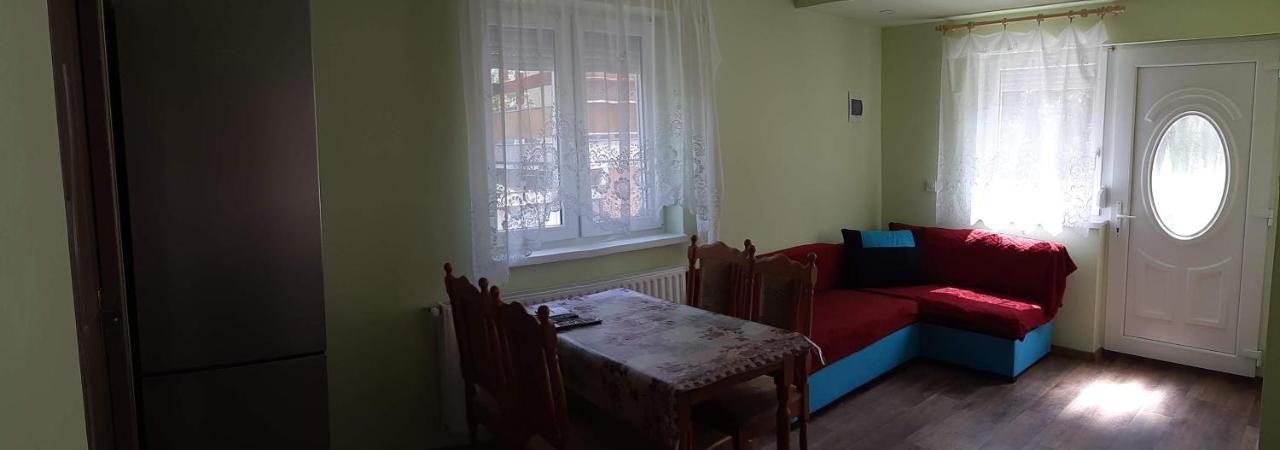 Rozsa Apartment Hajdúszoboszló Εξωτερικό φωτογραφία