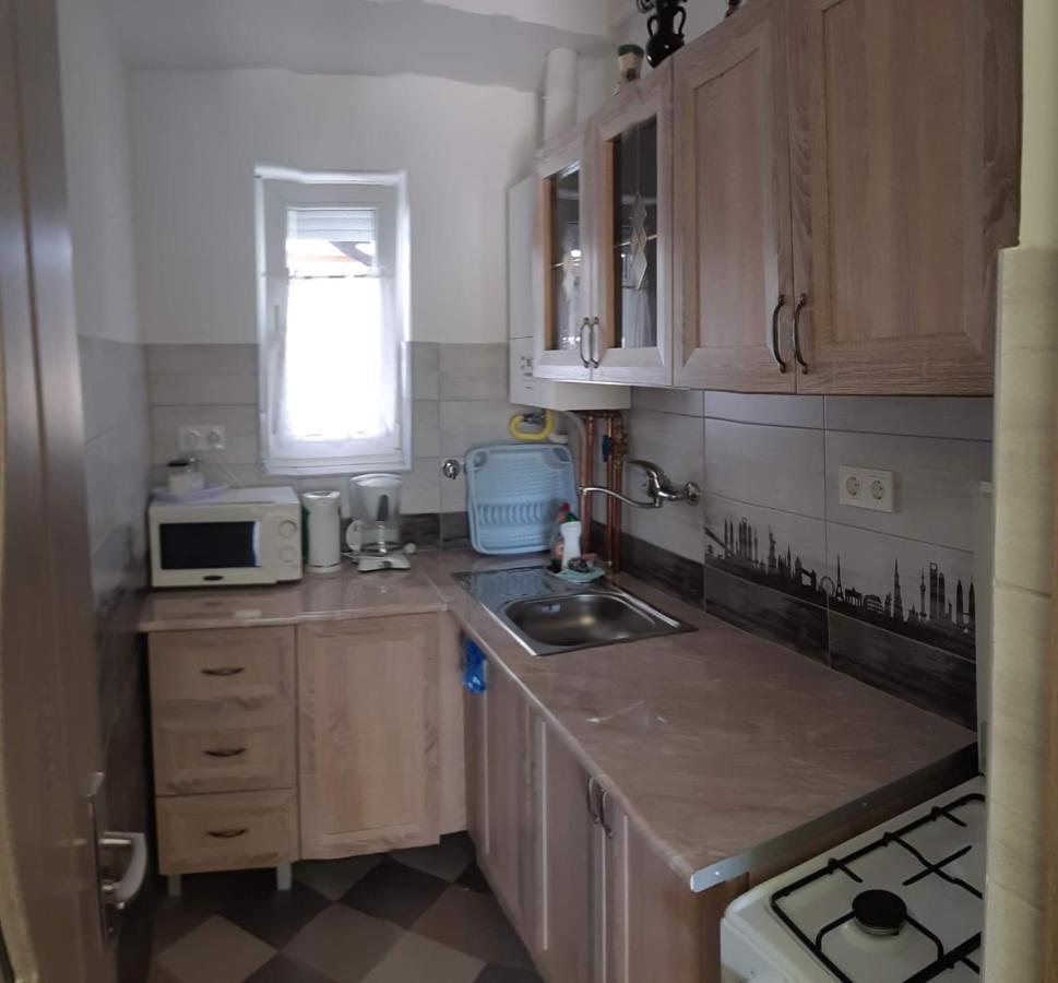 Rozsa Apartment Hajdúszoboszló Εξωτερικό φωτογραφία