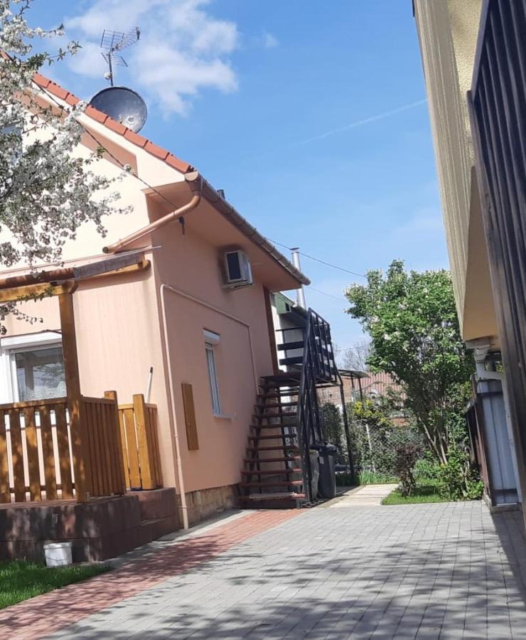 Rozsa Apartment Hajdúszoboszló Εξωτερικό φωτογραφία